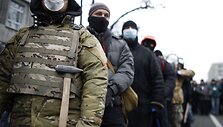 Protestuotojai pasiruo&scaron;ę riau&scaron;ėms