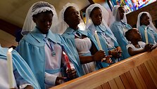 Pietų Afrikos Respublika gedi mirusio savo lyderio Nelsono Mandelos