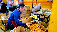 &bdquo;Maisto banko&ldquo; savanoriai: i&scaron;metamo maisto yra dar keturiskart daugiau, nei &scaron;iandien i&scaron;daliname