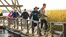 Žygeivių būrys vasarą palydėjo magi&scaron;kame Kemerių raiste