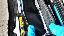 Pasieniečių patikrintame automobilyje &ndash; pistoletas, &scaron;audmenys ir, įtariama, kvai&scaron;alai