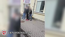 uostamiescio-teisesauga-sulaike-asmenis-pas-kuriuos-rasta-galimai-narkotiniu-medziagu