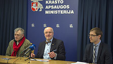 Kra&scaron;to apsaugos ministerija atnaujino &scaron;ių metų pavasarį i&scaron;leistą leidinį &bdquo;Ką turime žinoti apie pasirengimą ekstremalioms situacijoms ir karo metui&ldquo;