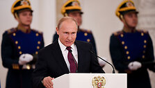 Vladimiras Putinas sunkiai suvaldo įsismarkavusį elitą
