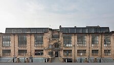 Glazgo meno mokykla (arch. Ch.R.Mackintosh, 1909 m.) prie&scaron; gaisrą