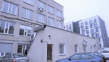 Vilniaus &scaron;ilumos tinklų parduodami pastatai Smolensko gatvėje