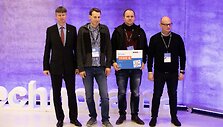 Apdovanojami Valdas Mikėnas ir Vytautas Janu&scaron;onis