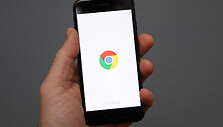 &bdquo;Chrome&ldquo; nar&scaron;yklė i&scaron;maniajame telefone