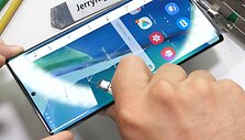 &bdquo;Samsung Note 20 Ultra&ldquo; braižosi labai lengvai. Bet nebijokite &ndash; tai ne stiklas, o tik apsauginė plėvelė