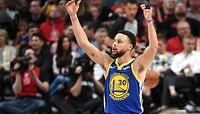 &bdquo;Golden State Warriors&ldquo; krep&scaron;ininkai pirmauja serijoje prie&scaron; &bdquo;Blazers&ldquo; 3-0.