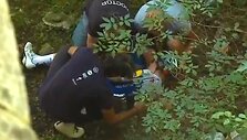 R.Evanepaeolis gulėjo, kai komandos atstovas i&scaron;traukė buteliuką i&scaron; ki&scaron;enės.