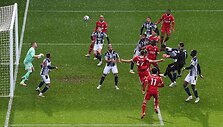 &bdquo;Liverpool&ldquo; vartininkas Alissonas pelnė pergalingą įvartį galva.