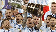 Lionelis Messi su Argentinos rinktine triumfavo &bdquo;Copa America&ldquo; turnyre.