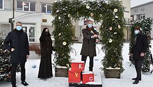 Varėnos eglės žiebimo akimirka