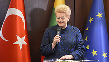 Prezidentė D.Grybauskaitė atidarė Lietuvos garbės konsulatą Stambule