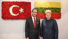 Prezidentė D.Grybauskaitė atidarė Lietuvos garbės konsulatą Stambule