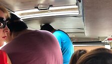 Autobuso į Lazdijus keleiviai skundžiasi negalintys atsisėsti