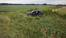 &bdquo;Volkswagen Golf&ldquo; avarija Klaipėdos rajone, &scaron;alia &Scaron;niauk&scaron;tų