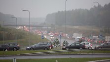 Automobilių spūstys Vilniaus Vakariniame aplinkkelyje
