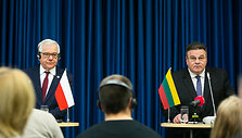 Jacekas Czaputowiczius ir Linas Linkevičius
