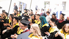 Europos humanitarinio universiteto diplomų įteikimo ceremonija