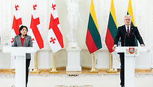 Salomė Zurabi&scaron;vili, Gitanas Nausėda