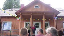 Sodo sodinimas Kalveliuose. Darius ir Lina Basčiai