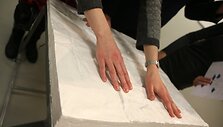 Į Nacionalinę dailės galeriją grįžta atsinaujinusi taktilinė paroda &bdquo;Blind Date&ldquo;