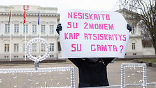 Prie Prezidentūros vyko profesinių sąjungų protestas dėl Povilo Poderskio kandidatūros