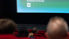 Vingio kino centre vyko i&scaron;ankstinis filmo &bdquo;Skyrybų vakarėlis&ldquo; seansas