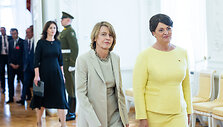 Elke B&uuml;denbender, Diana Nausėdienė