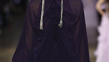 Alexander McQueen. Ruduo 2025 m.