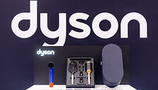 &bdquo;byAtwins x Dyson&ldquo; pristatė revoliucinį įrankį &ndash; plaukų džiovintuvą &bdquo;Supersonic R&ldquo;