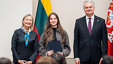 1 vietos laureatė (9-12 kl. grupėje) Liepa Jucevičiūtė