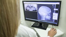 Farmacijos pramonė toliau skaidrina investicijas į sveikatos priežiūrą