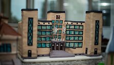 Žinomiausi Kauno modernistinės architektūros pastatai buvo i&scaron;kepti kaip tortai