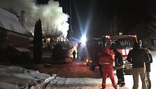 Gaisras Jonavoje: sodų bendrijoje užsidegė namas 