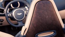 &bdquo;Aston Martin DB11 Volante&ldquo; kabrioletas.