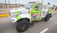 Vaidoto Žalos komanda atsiėmė savo &bdquo;Toyota Hilux&ldquo; i&scaron; uosto Pietų Amerikoje