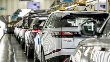 &bdquo;Jaguar Land Rover&ldquo; gamybos linija