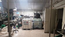 Kaune likviduotas falsifikuoto alkoholio verslas