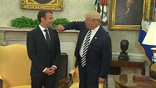 dtrumpo-sou-per-susitikima-su-emacronu-nuvale-pleiskanas-nuo-jo-kostirumo