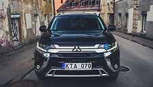 &bdquo;Mitsubishi Outlander&ldquo;