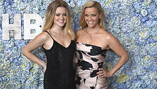 Reese Witherspoon su dukra Ava Phillippe