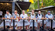 Wurst restorano kieme įvyko de&scaron;rainių valgymo konkursas