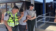 Gelbėtojai nuo kaitros gelbsti ir padauginusius poilsiautojus