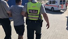 Gelbėtojai nuo kaitros gelbsti ir padauginusius poilsiautojus