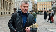 atvijos sostinėje kūrėjai kraudami plytas protestavo prie&scaron; planus didinti mokesčius
