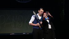 Rolando Kazlo spektaklio &bdquo;Pamoka&ldquo; premjeros akimirka