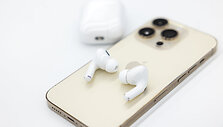Naujos 2-os kartos &bdquo;AirPods Pro&ldquo; jau Lietuvoje: neprilygstama garso kokybė ir dar labiau įtraukianti klausymosi patirtis